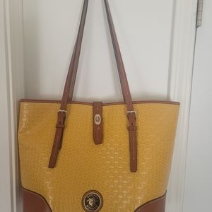 Large Dooney & Bourke tote